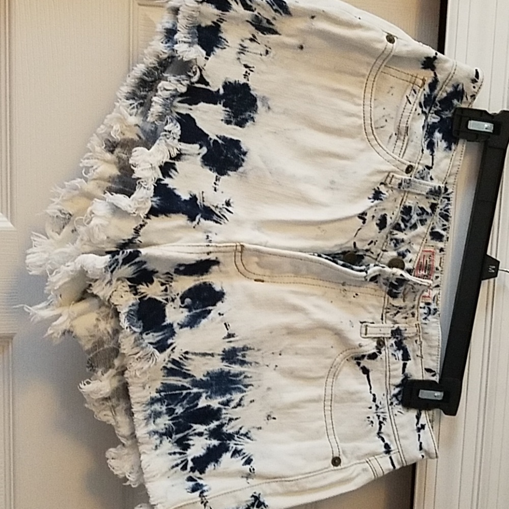 GUESS JEAN SHORTS S 30